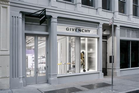 givenchy e boutique